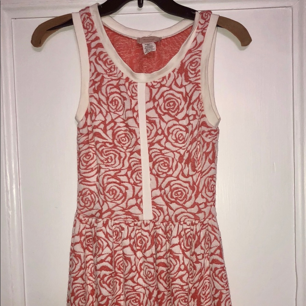 Loves...ady rose-patterned dress